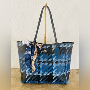Coach Houndstooth Blue and Black Tote